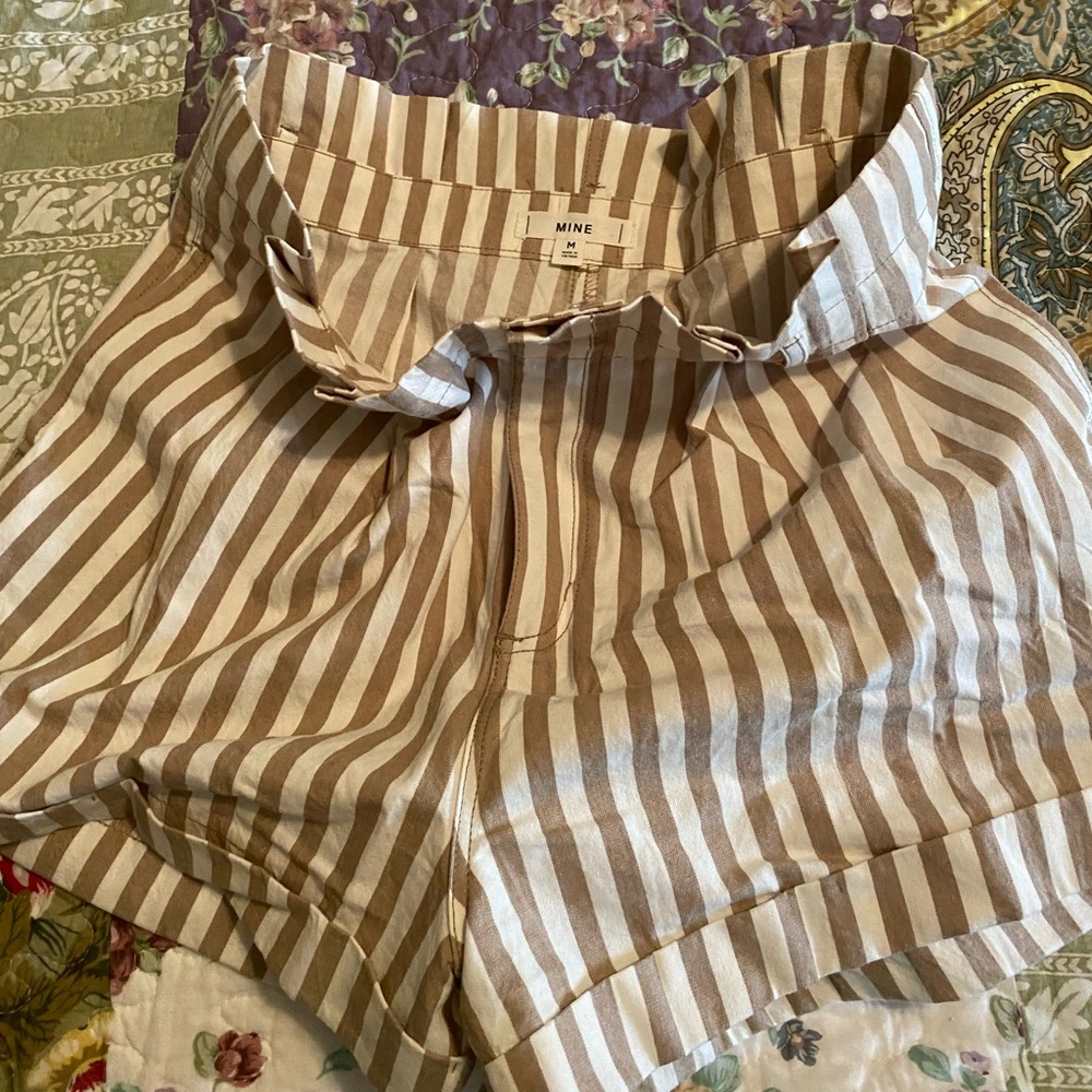 Shorts by mine, size medium